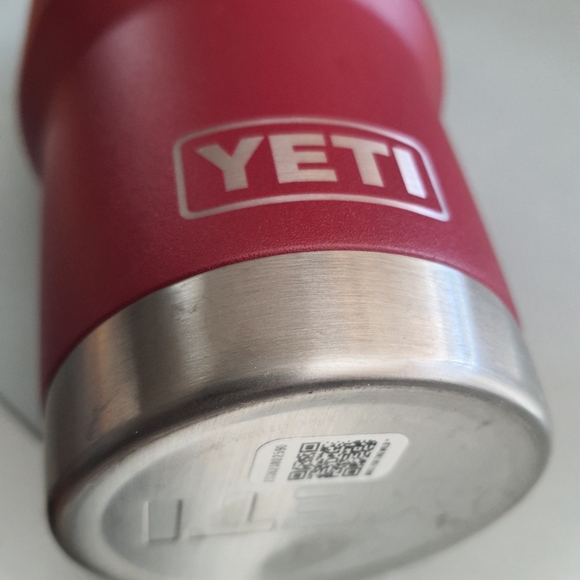 Yeti Travel Mug - Picture 4 of 4